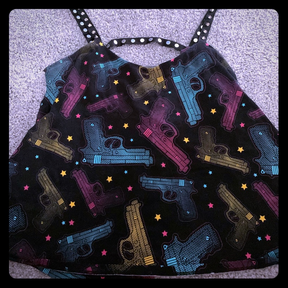 Awesome Too fast tank top!! 🖤